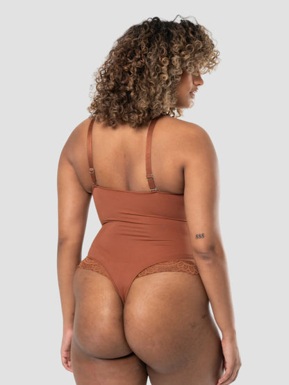 Body Gainant & Sculptant à Dentelle Col V